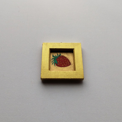 8㎝角「苺」原画・油彩絵画・壁掛け・独立スタンド付き その他アート  