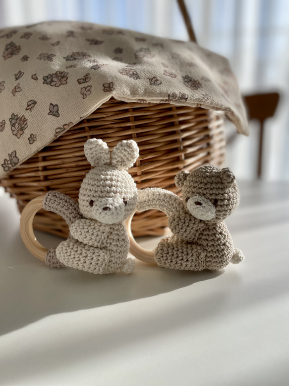 ベビーラトル ガラガラ 歯固め ハンドメイドラトル クマさん ウサギ