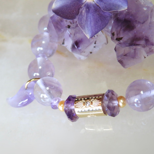 アメジスト✖️ルビー　勾玉ブレスレット アメジスト✖️ルビー 勾玉ブレスレット