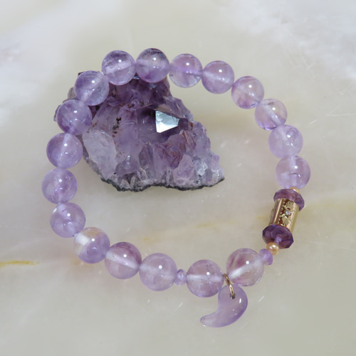 アメジストの勾玉ジュエルブレスレット ブレスレット ConNectarth 通販