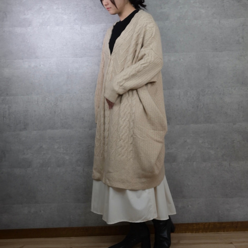 1点限定再販】ゆったりニットのロングカーディガン ベージュ