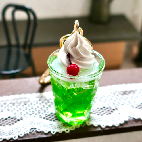 再販【クリームソーダ】キーホルダー バッグチャーム ミニチュア