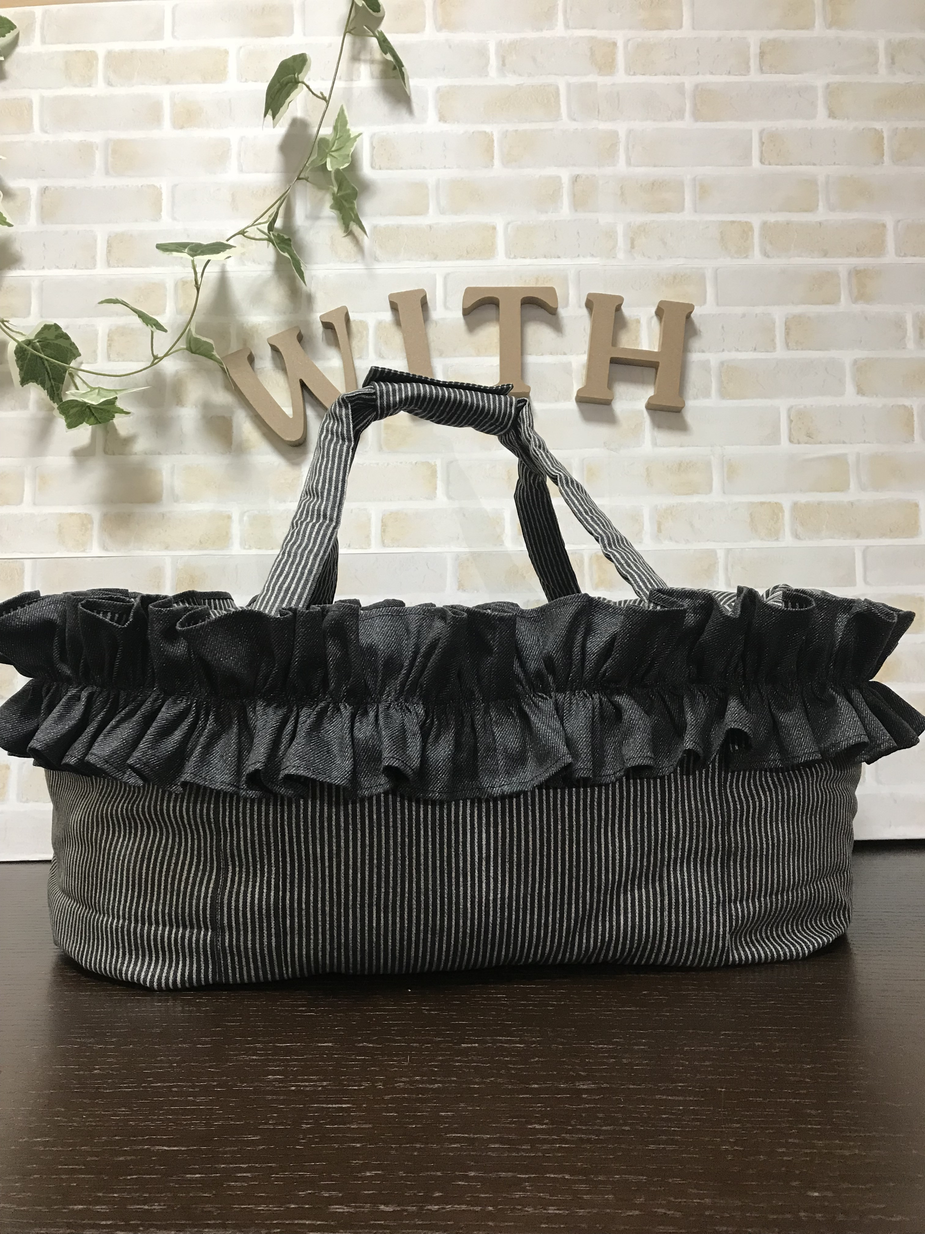 【受注生産】犬 ペット 3way バッグ（ベッド+ドライブベッド+キャリーバッグ） 《フリル》