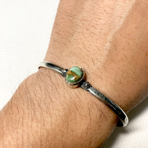 ロイストン ターコイズ トルコ石 シルバーバングル ブレスレット