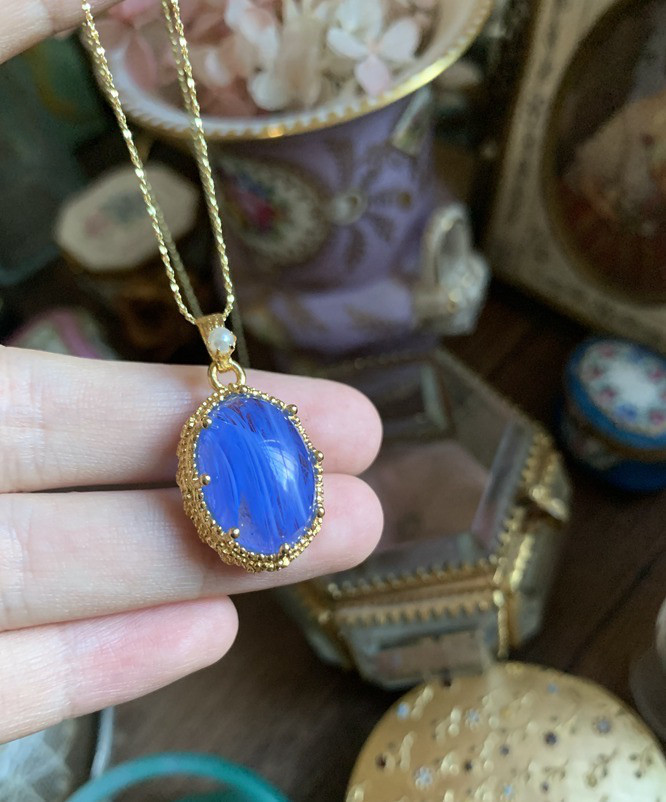 タンザナイトブルー コーンフラワー 人工 ウエスタンアンティーク レトロ アート キラキラ 青 ガラスストーンネックレス