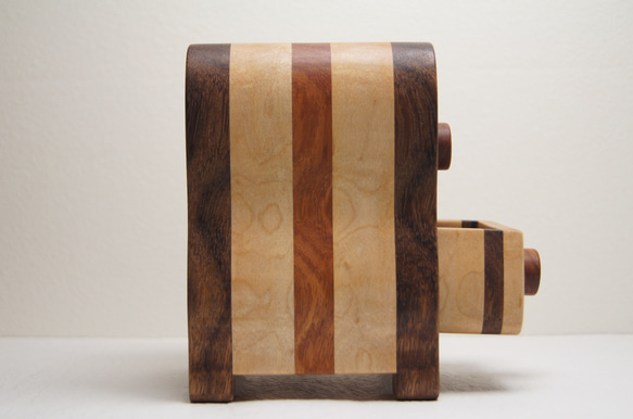 バンドソーボックス＆フォトカードスタンド　木材（モンキーポッド、メープル、花梨） 5枚目の画像