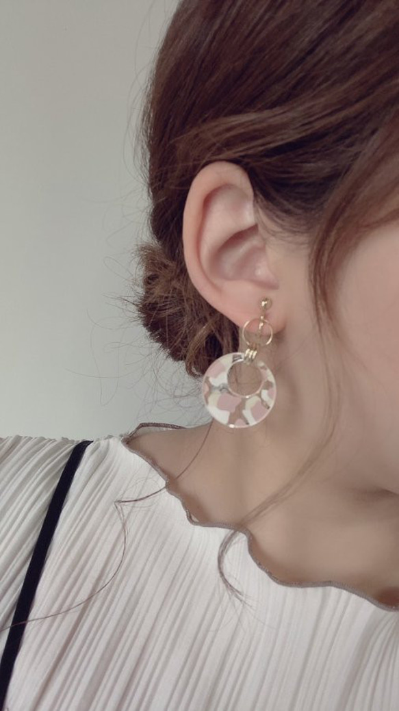 Art mix color w ring pierce/earring(Ivory × Pink) 2枚目の画像