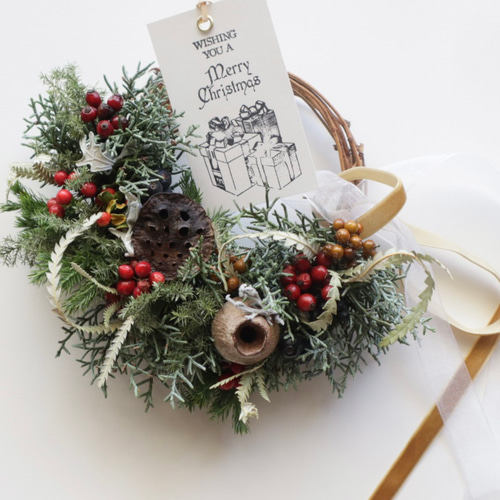 送料無料】Creema限定 お正月まで楽しめるクリスマスリース ドライ