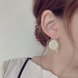 Asymmetry color pallet pierce/earring(Ivory×Glitter) 2枚目の画像