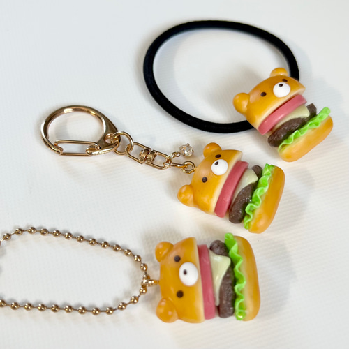 くまハンバーガー キーホルダー totomin 通販 14968760｜Creema(クリーマ)