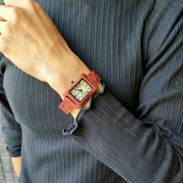 【木製腕時計】EINBAND Licht 四角 木の時計 オシャレ アンティーク ウッド ウォッチ【36×26mm】 6枚目の画像