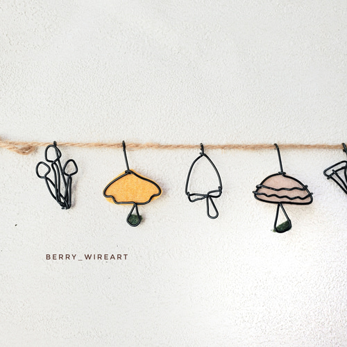 ミニワイヤーガーランド[きのこ] ガーランド berry wireart 通販