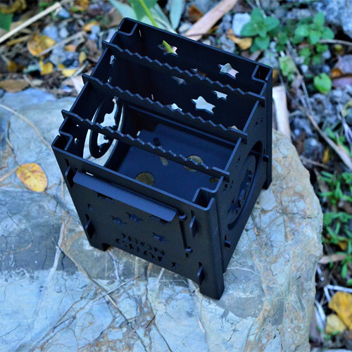 アイアンクラフト 『KM-150』鉄 組み立て式 万能焚き火台 耐熱塗装