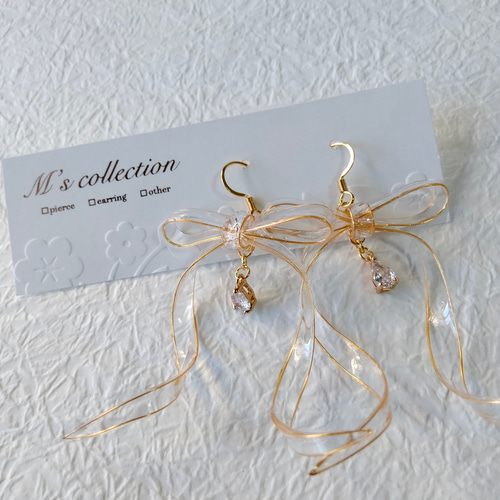 人気☆雫きらめくワイヤーリボンピアス・イヤリング レジン 華やか