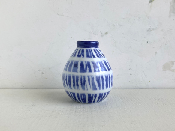 一輪挿し 花器 青 花瓶 磁器 絵付け 一輪挿し・花瓶・花器