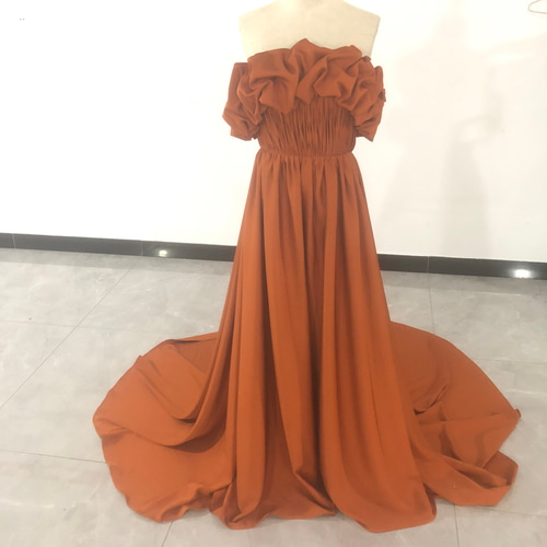 大好評中！カラードレス オレンジ オフショルダー 可愛い もめる  
