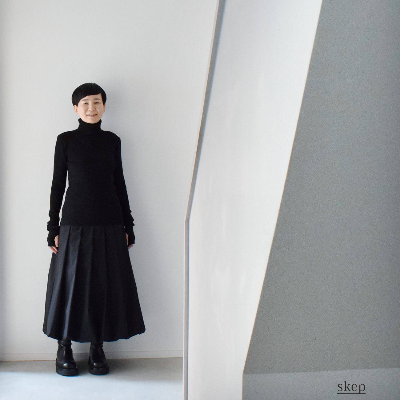 リブ タートルネック ニット（厚手）：黒［NT29TABK］