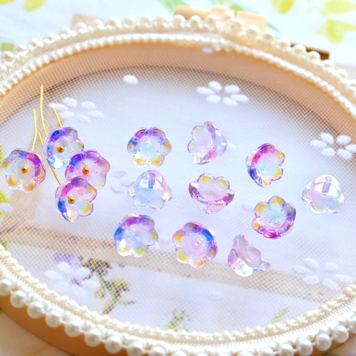 新作！10mmお花、すずらんのガラスビーズ パープル