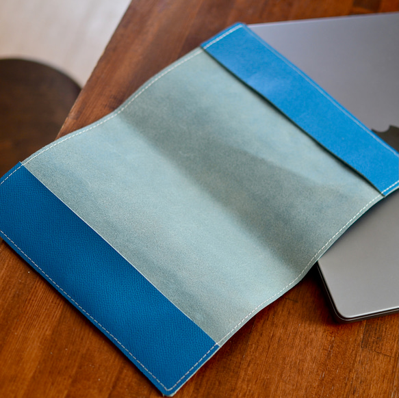 本革レザー　爽やかなターコイズブルーのノートカバー　A5サイズ　その他のサイズ、色も作成可能　ほぼ日手帳 17枚目の画像