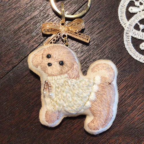 kiitos カップホルダー　ハンドメイド　トイプードル キーホルダー トイプードル トイプー 犬 dog 刺繍 わんこ