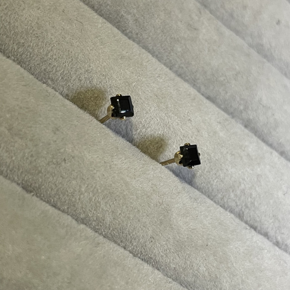 black ... Black spinel pierce 14kgf 4枚目の画像