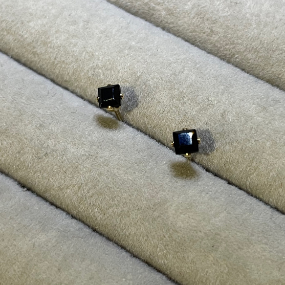 black ... Black spinel pierce 14kgf 2枚目の画像