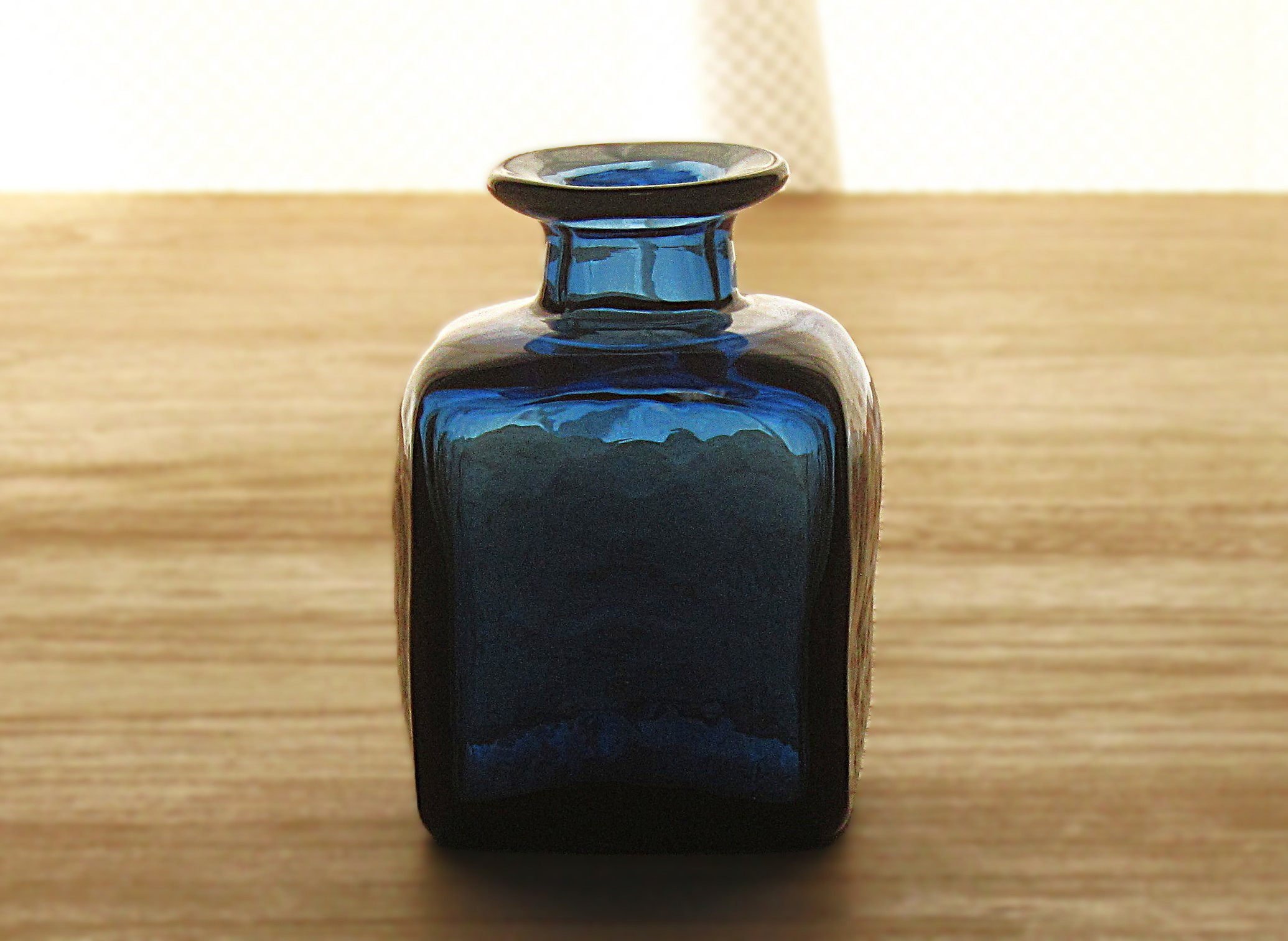 染付色角花瓶➇