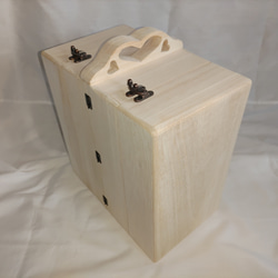 ミシン糸+ボビン ６０個収納　便利な糸立て木製裁縫箱　ソーイングボックス　折り畳み収納ケース　♡型ピンクッション付 8枚目の画像