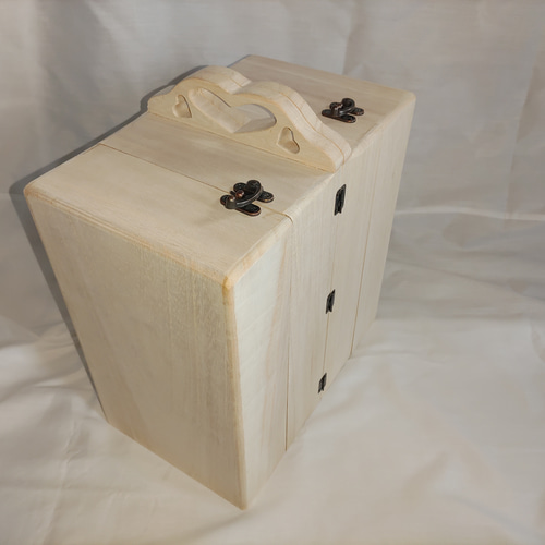 ミシン糸+ボビン 60個収納 便利な糸立て木製裁縫箱 ソーイング