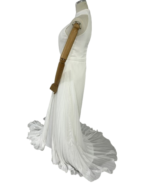 シフォンウエディングドレス　フリーツドレス　スレンダータイプ　シンプル　ケープ 6枚目の画像