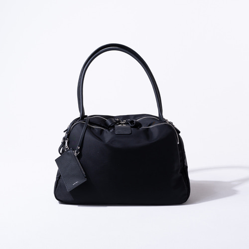 ナイロンバッグ L 革 持ち手ロング シルバー金具 ブラック ナイロンバッグ L 革 持ち手ロング シルバー金具 ブラック