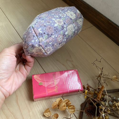 受注製作】 yuwa花柄パープル プラスチックがま口 紫がま口 タバコ  