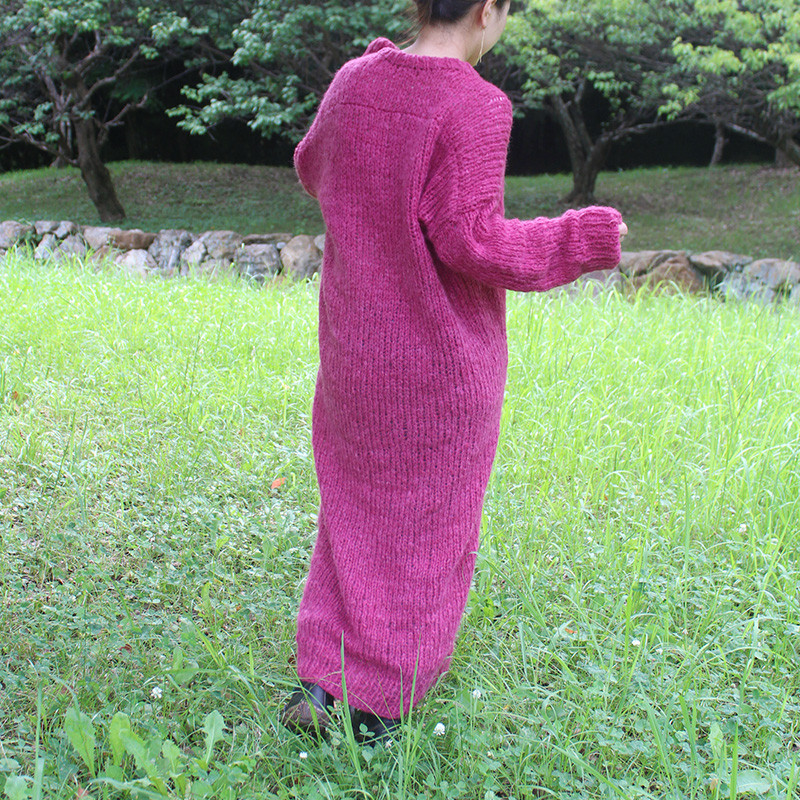 手編みモヘアラウンドネックロングワンピース　チェリーピンク