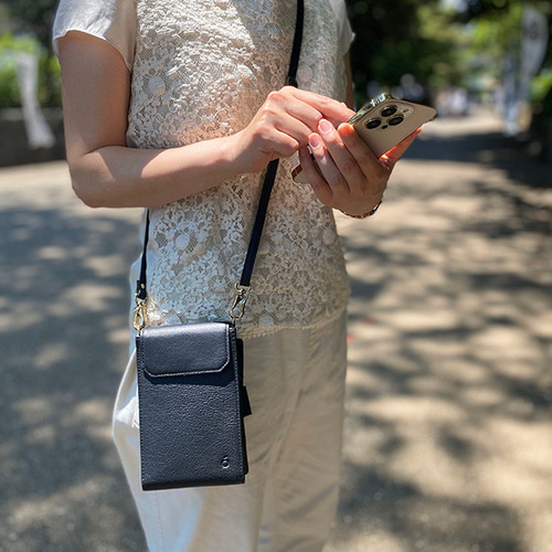 作家さん作＊ラタンスマホポシェット 作家さん作＊ラタンスマホポシェット