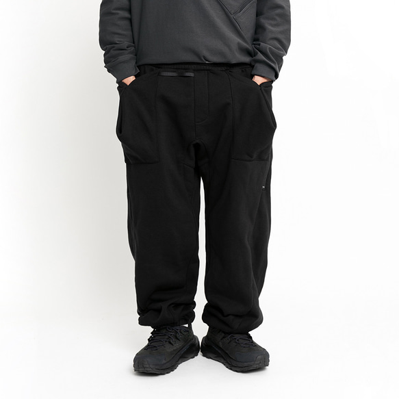 TMCAZ Secant Heavy Weight Sweatpant[Black]切線重磅運動褲 第1張的照片