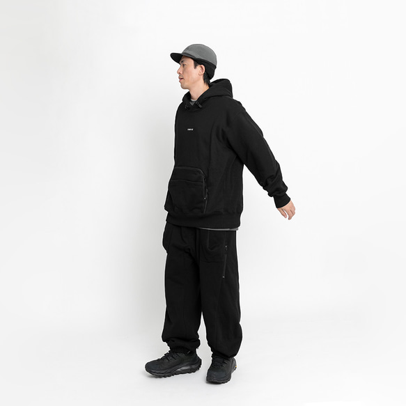 TMCAZ Secant Heavy Weight Sweatpant[Black]切線重磅運動褲 第8張的照片