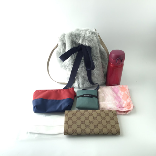 エコファーバッグ、巾着ショルダーバッグ、大人かわいいピンク 巾着