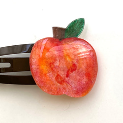 左右の向きが選べるパッチンピン ◇赤りんご◇ 2枚目の画像