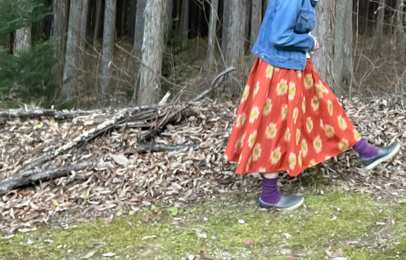 ［SALE］オレンジウール紬のギャザーフレアスカート 2枚目の画像
