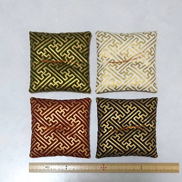 ミニ座布団 紗綾形 8cm角 4枚セット 置物用 飾り座布団 その他
