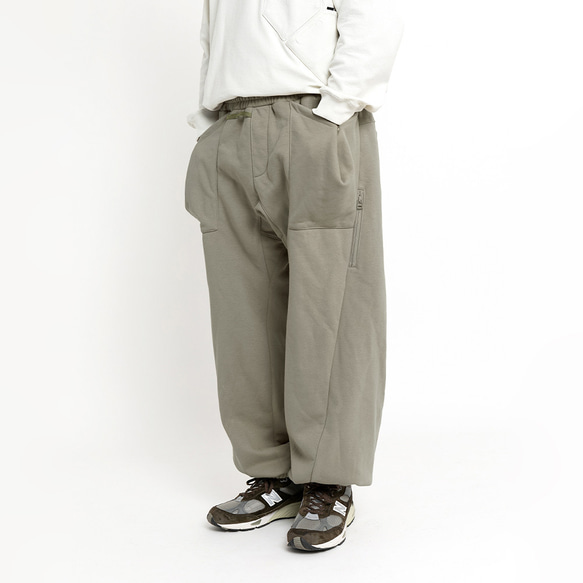 TMCAZ Secant Heavy Weight Sweatpant[Laurel Oak]切線重磅運動褲 第1張的照片