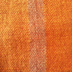 手紡ぎ、手織りマフラー（明るいオレンジ） 草木染め 13枚目の画像