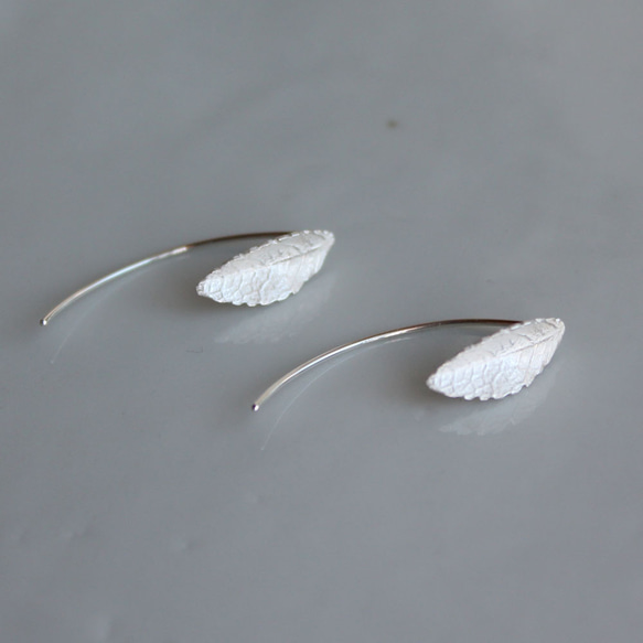 山茶屬樹葉造型耳環 第1張的照片