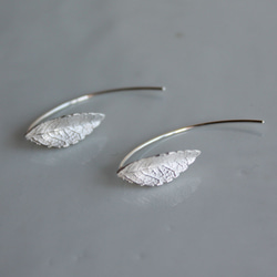 山茶屬樹葉造型耳環 第10張的照片