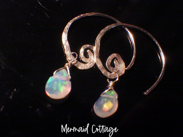 [寶石品質] [14kgf] Swirl and Opal Precious Opal Swirl Earrings ☆ Tsu 第4張的照片