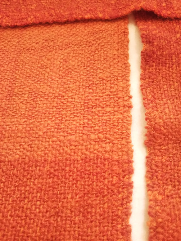 手紡ぎ、手織りマフラー（赤みがかったオレンジ） 草木染め、天然染料、ウール 14枚目の画像