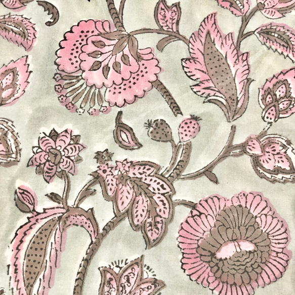 [50cm單位]深灰綠色灰色粉紅色花朵帶一隻耳朵圖案印度手工塊印花織物紡織品 第3張的照片