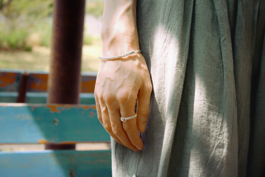 silver wave bangle 5,032円