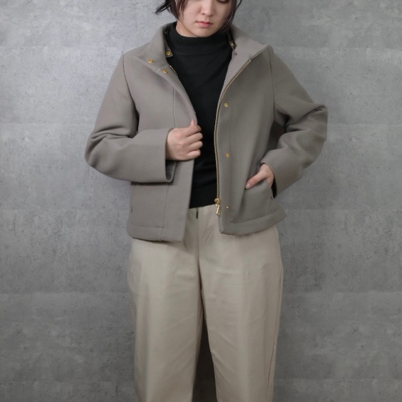 【送料無料】 2WAY 簡単着こなし 切り替えダウンコート ブラウン 上部分