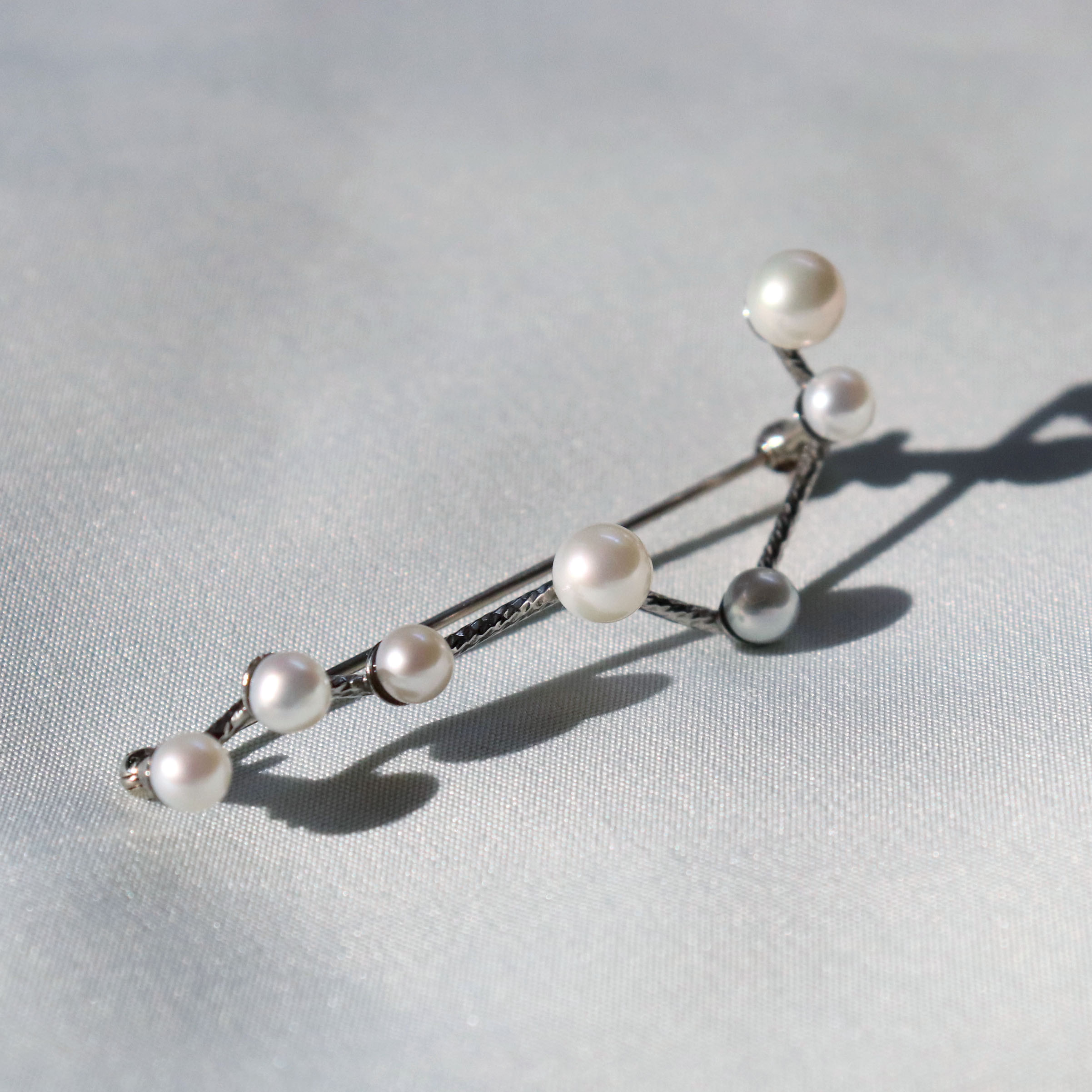 北斗七星ブローチ ~plus pin brooch seven stars~（受注制作）